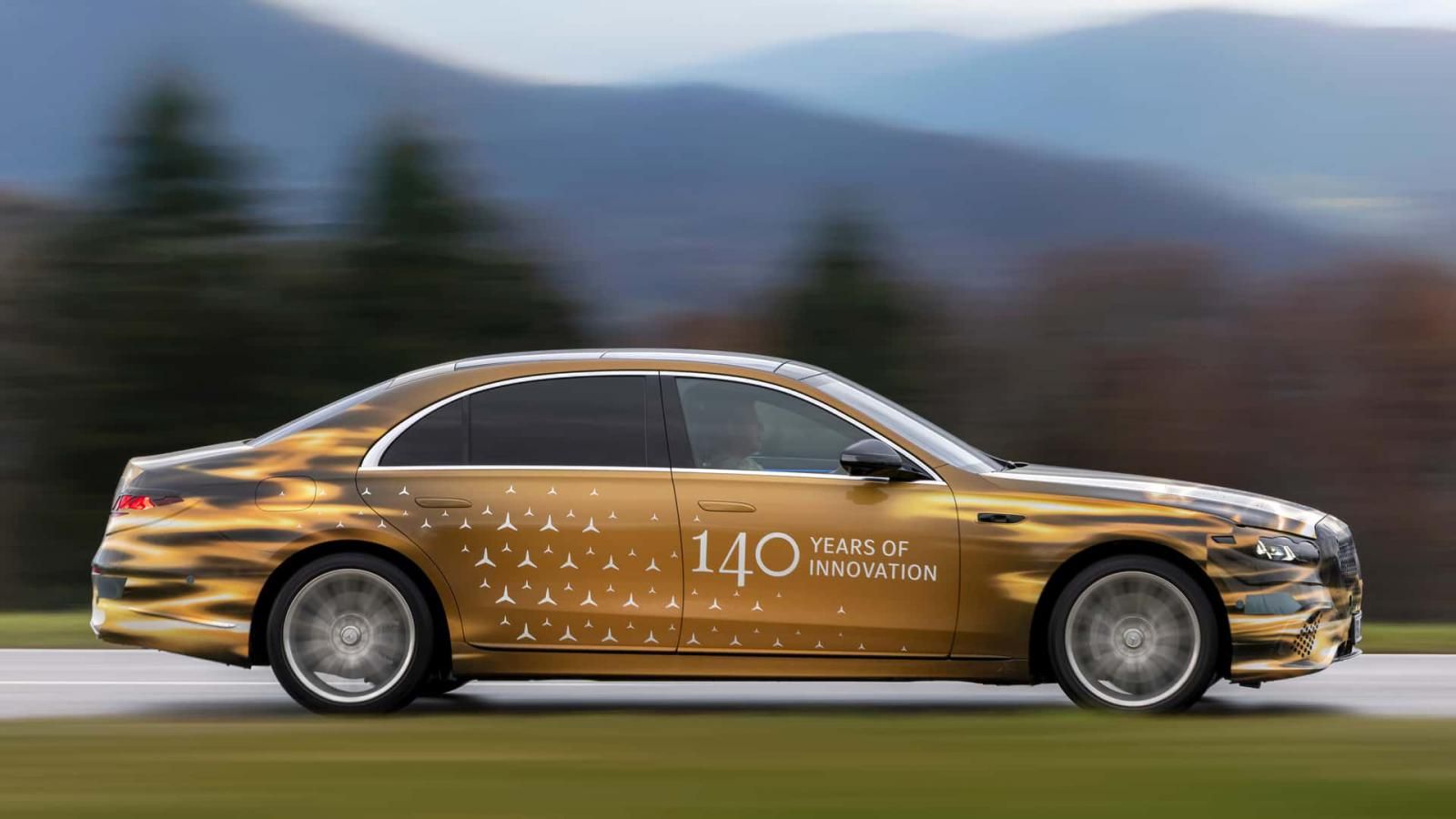 Ανανεωμένη Mercedes S-Class: Στις 29 Ιανουαρίου η πρεμιέρα της